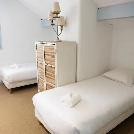 Holiday home Maison Landaise Proche Plage& Centre-ville !